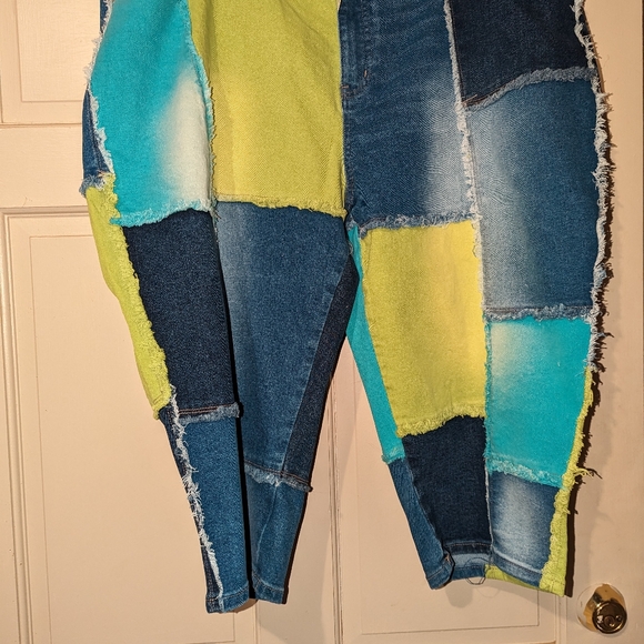 Ashley Steward. NEW The Vest is Size 26/28 and Capris are size 26. - Picture 5 of 6